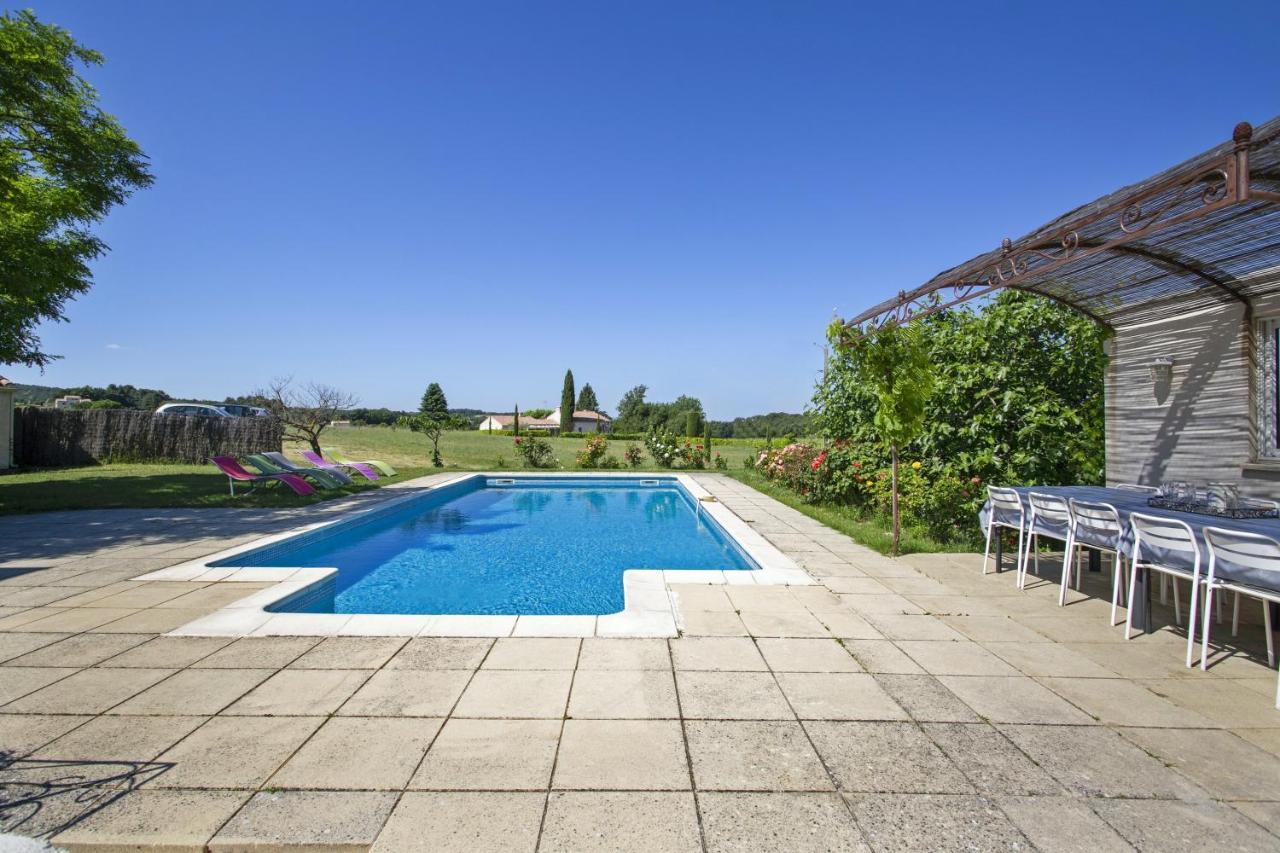 Villa Charmante A La Tour-D'Aigues Avec Piscine Privee מראה חיצוני תמונה
